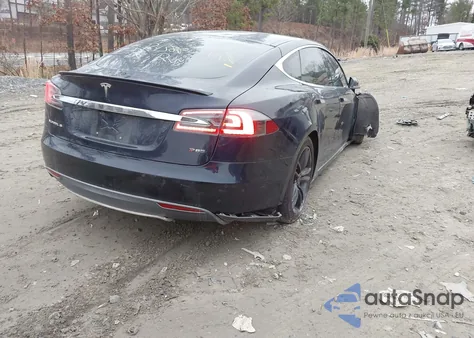 2014 Tesla Model S P85 из США, поврежденный, VIN 5YJSA1H15EFP43884